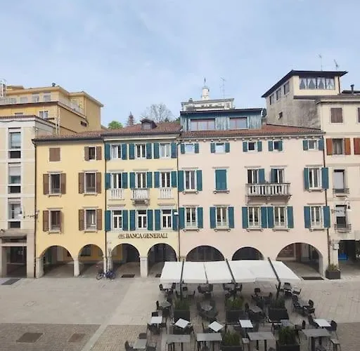 Le Case Di Sara: Centro Storico+Parcheggio A700Mt